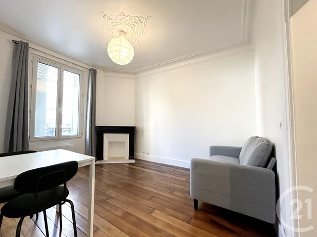 Appartement F3 à louer - 3 pièces - 42.0 m2 - VANVES - 92 - ILE-DE-FRANCE - Century 21 Agence Fleurie